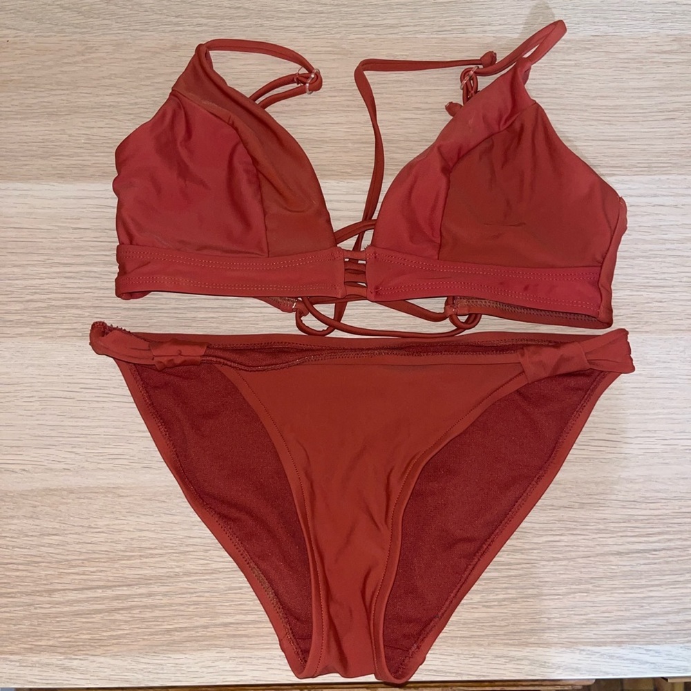 SWIM SUIT SZ M